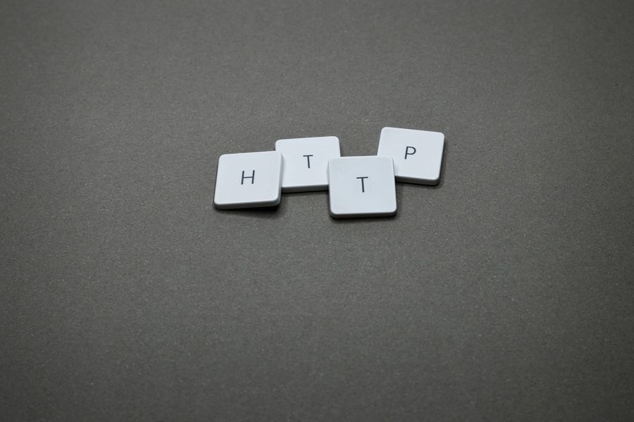 From black box to open book: Understand your browser's behavior using net logs